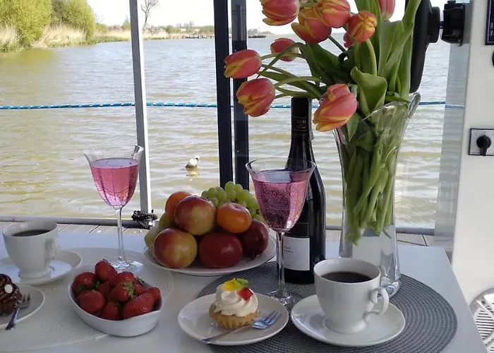 Apartament Arka 2 Na Wodzie W Mielnie 400 Metrów Do Morza, Rower Wodny, Wifi, Parking *